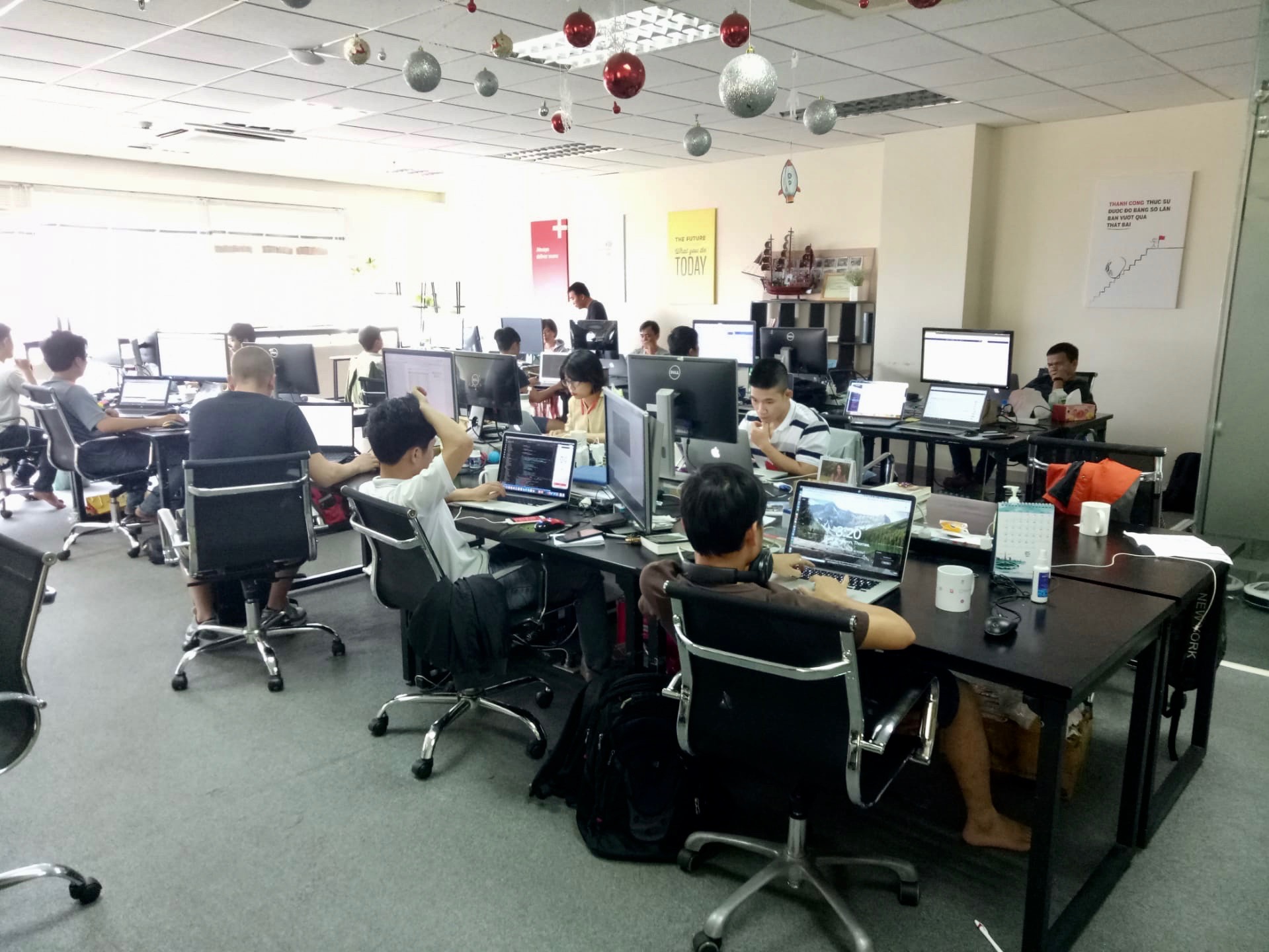 Colleagues working in Vietnam offshore office
